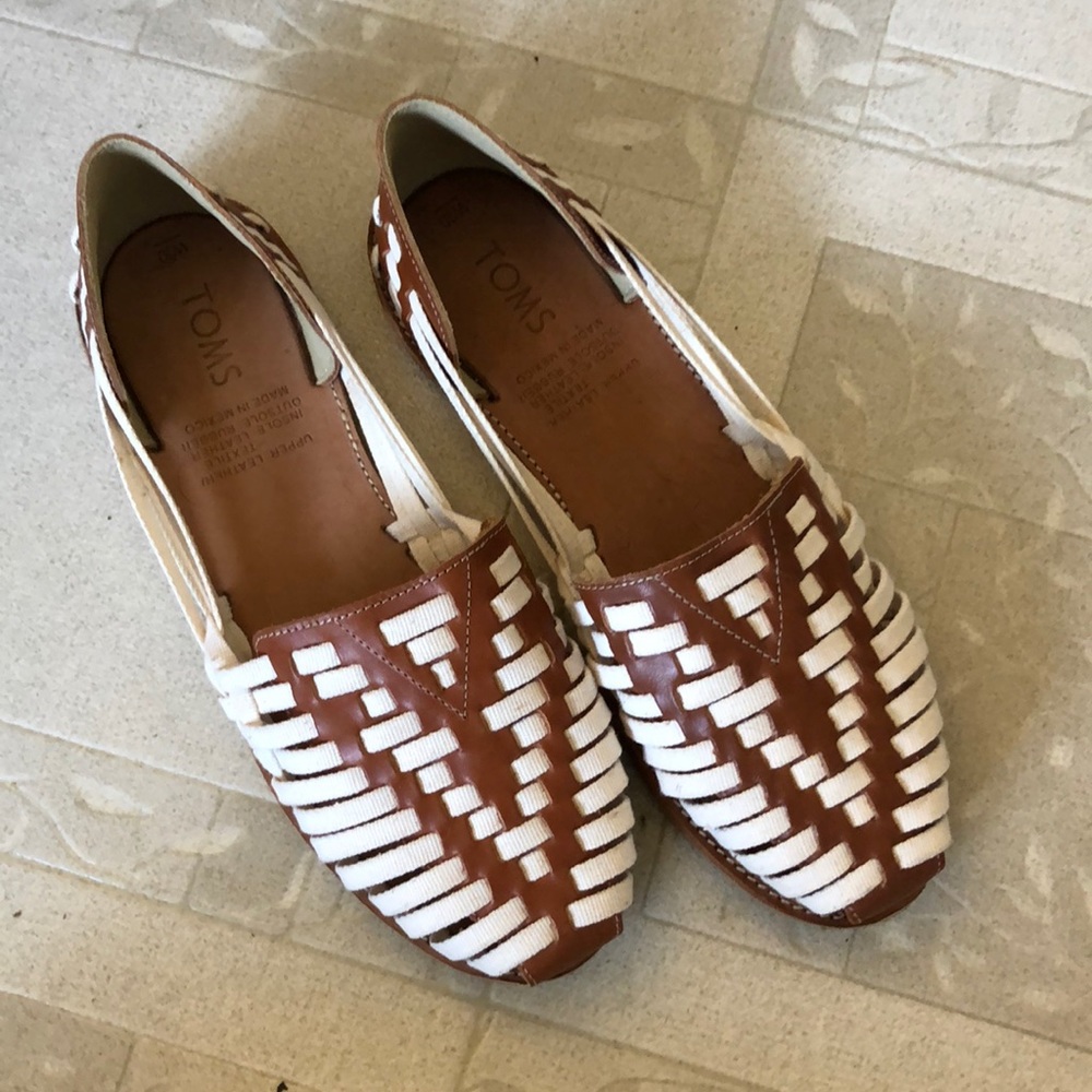 Tom’s huaraches
